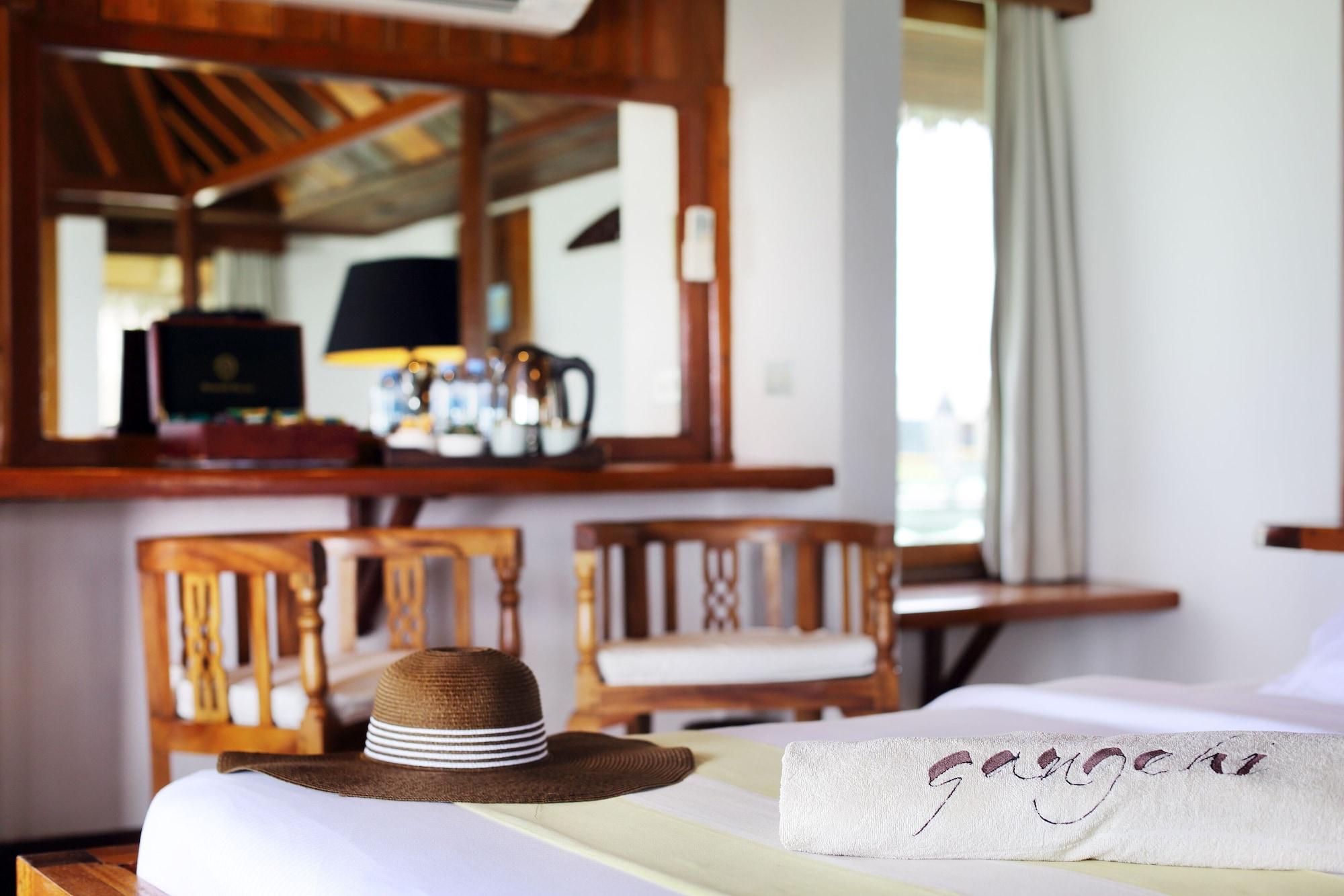 Island & Resort Gangehi